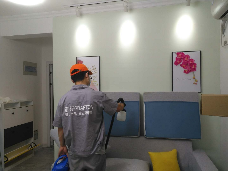 客廳沙發全方位噴涂施工 客廳沙發全方位噴涂施工